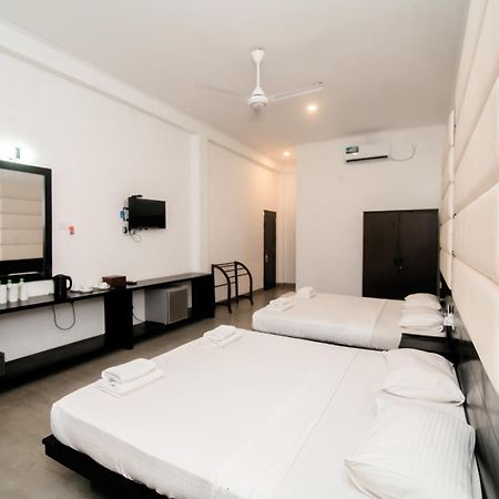 Lagoon Paradise Beach Resort Tangalle Dış mekan fotoğraf