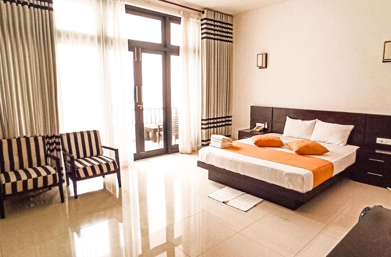 Lagoon Paradise Beach Resort Tangalle Dış mekan fotoğraf