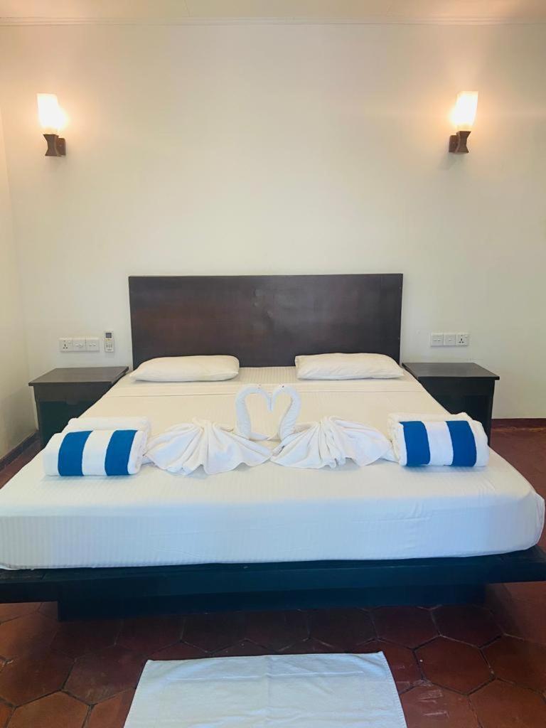 Lagoon Paradise Beach Resort Tangalle Dış mekan fotoğraf